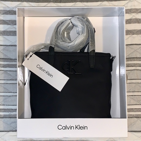 Calvin Klein Crossbody Black Bag - Picture 1 of 8